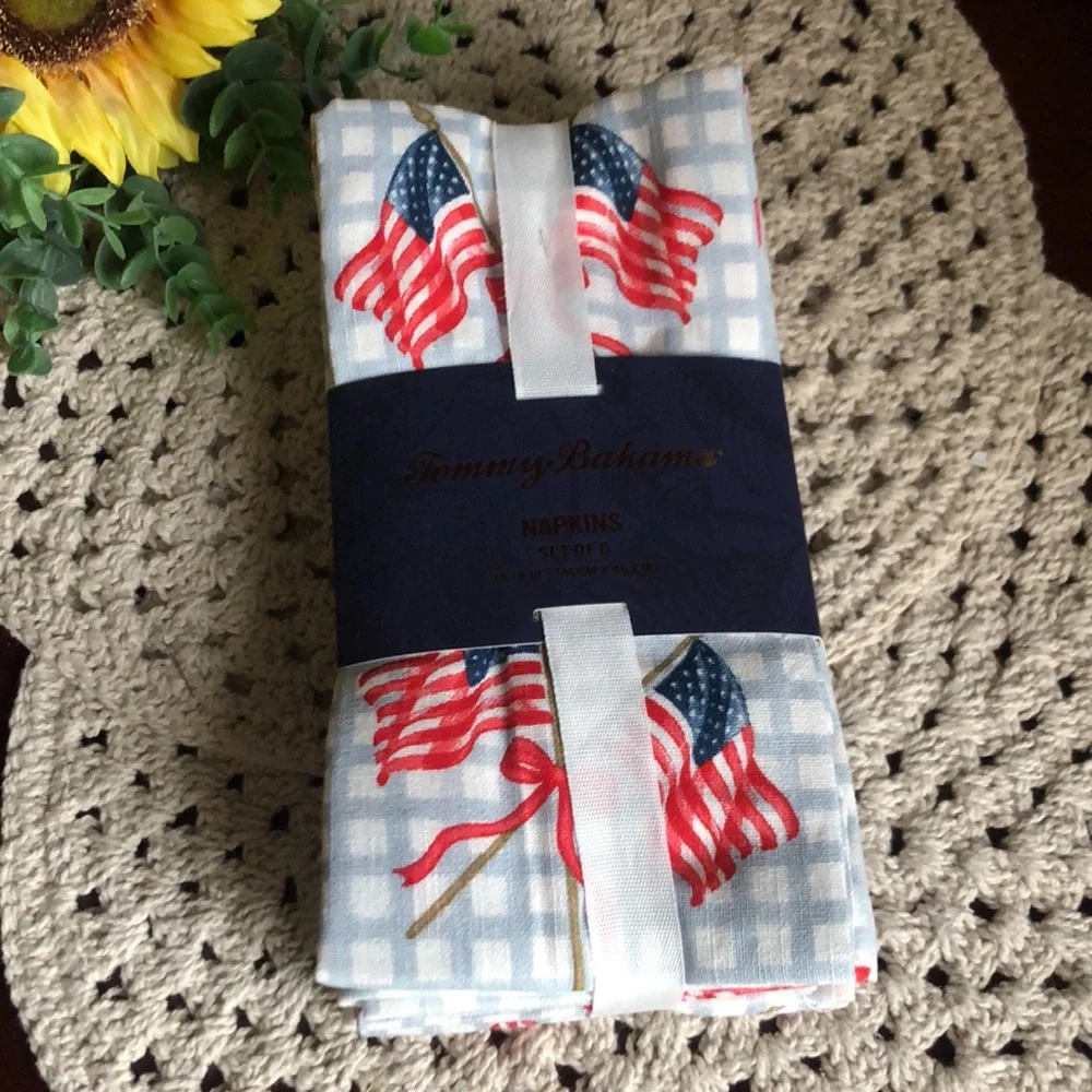 Tommy Bahama Red, White & Blue Americana Cotton Napkins Flags Patriotic